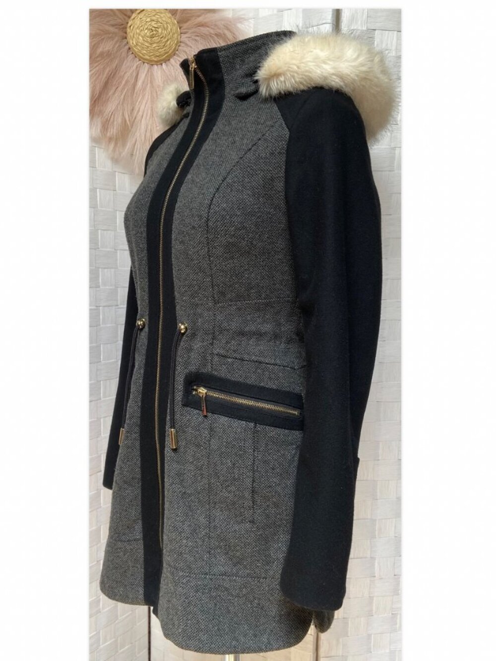 Laundry By Shelli Segal Gray Black Tweed Wool Faux Fur Hood Coat Jacket Size XS - Picture 3 of 12